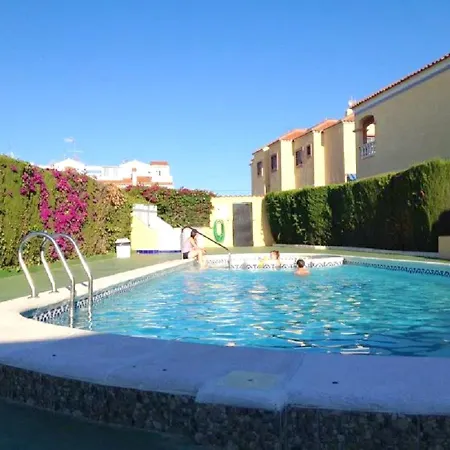 Modern Oasis: With Shared Pool