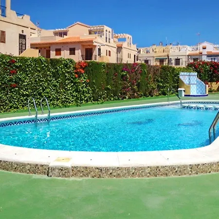 Modern Oasis: With Shared Pool Torrevieja