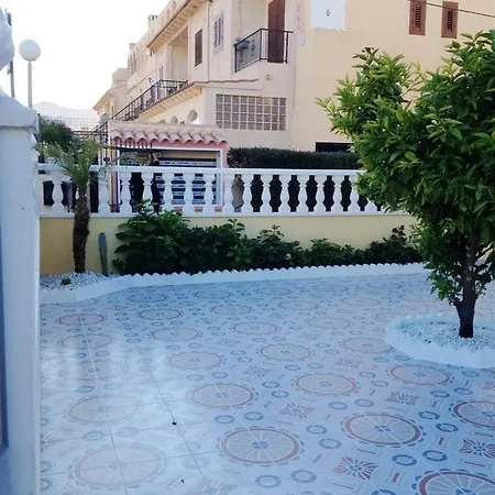 Modern In With Shared Pool * Торрев'єха